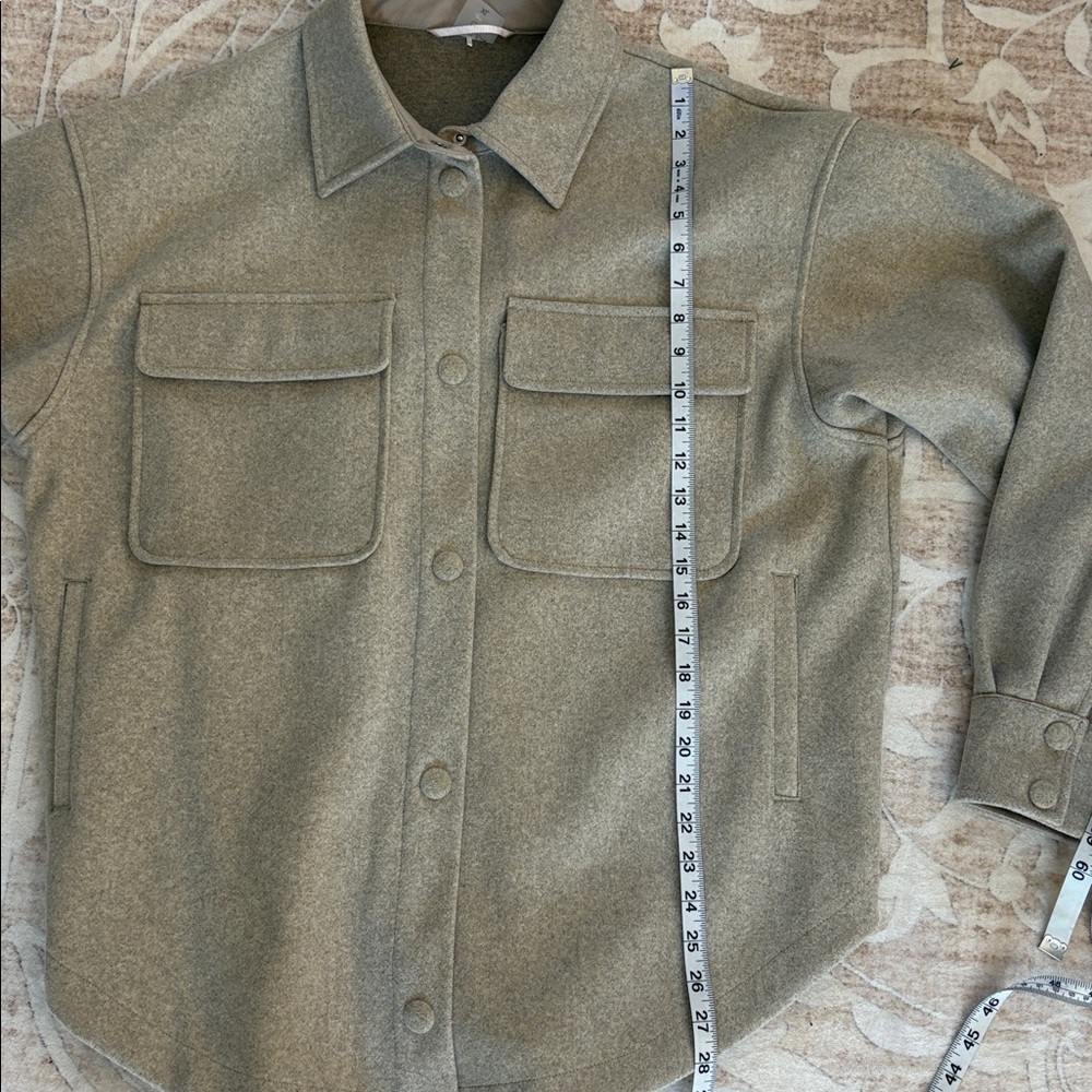 Calia Women's Light Tan Oatmeal Shacket Patch Pocket Buttom Down Size XL - Picture 8 of 8